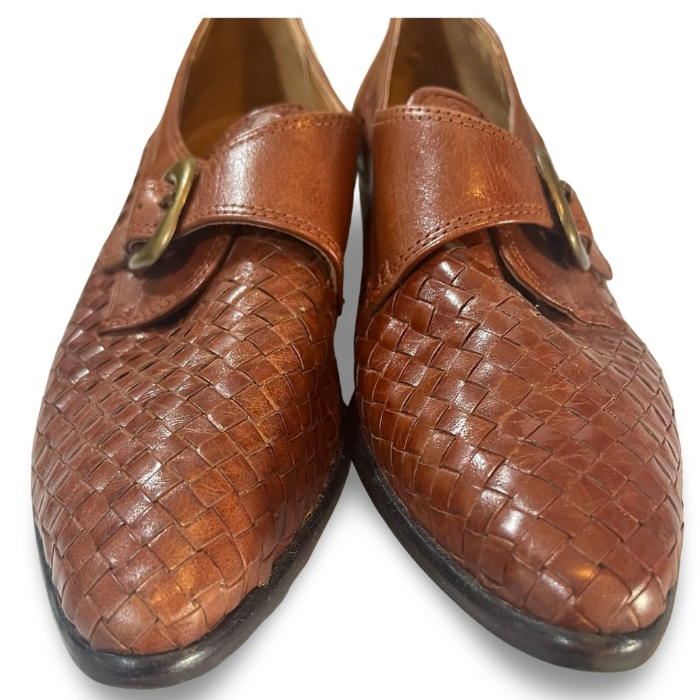 Vintage Bandolino Cognac Woven Leather Collegiate Buckle Loafer Size 8 Narrow - Picture 5 of 9